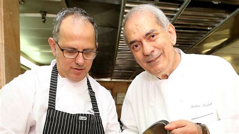 שלום קדוש הוא השף שהותקף בירושלים, מצבו מוסיף להיות קשה (צילום: מה חדש באוכל?