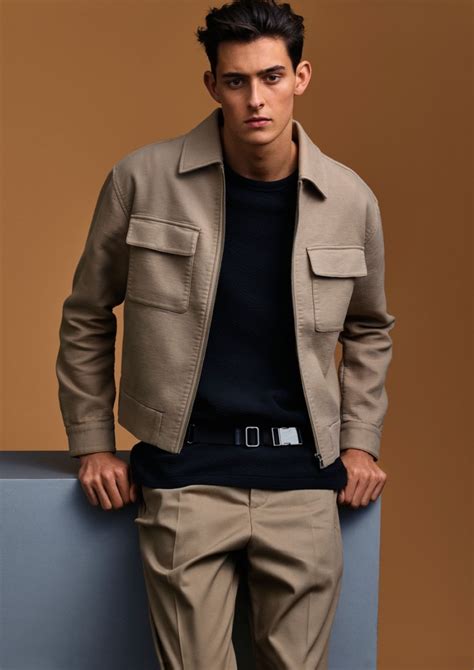 Whether you go for a classic in black or navy, a casual suit or a fashion forward check or linen, we've got you covered. H&M Men 2016 Spring/Summer Look Book | The Fashionisto
