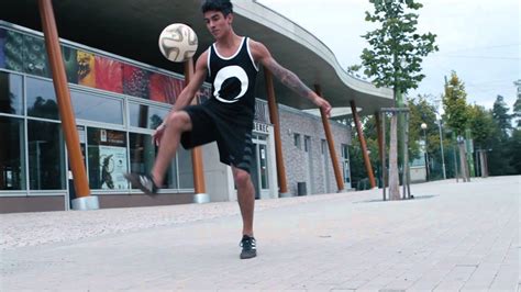 Ricardinho former footballer from brazil left midfield last club: Super ball 2015 - Battles top 16 intro (Ricardinho, Brazil ...