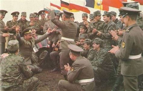 warsaw pact soldiers Армия Солдаты Советский союз