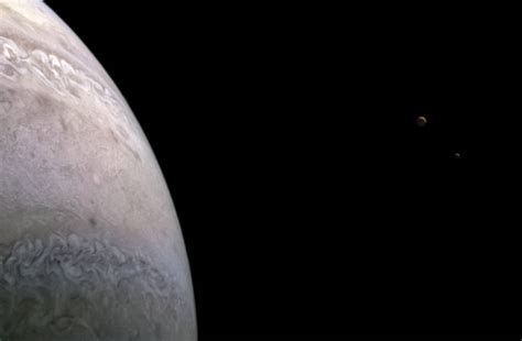 Nasas Juno Spacecraft Will Fly Above Jupiters Frozen Moon Europa
