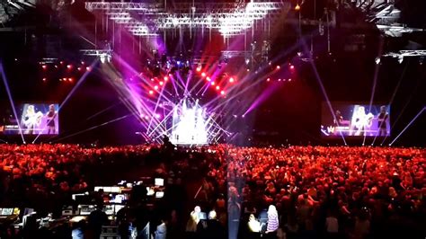 • årets artister och programledare finns nu som. Zara Larsson at Friends Arena / Melodifestivalen 2017 ...