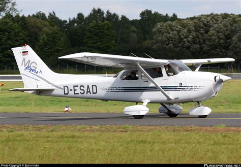 D Esad Mg Flyers Cessna 172r Skyhawk Photo By Björn Huke Id 1210233