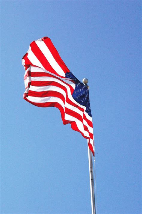 Carolina Blue Sky With Us Flag 4 Nikon D 50 Windy February Flickr