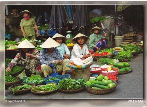 postcards2lufra: A Typical Vietnamese Market!