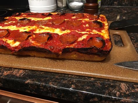 777 Best Detroit Style Pizza Images On Pholder Food Pizza And