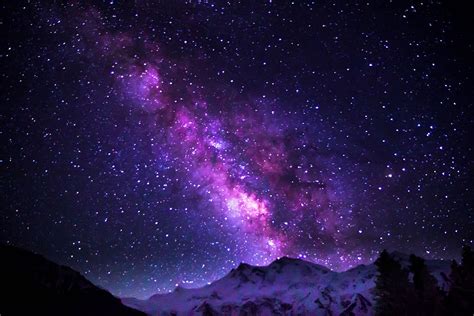 Filemilky Way Galaxy Shimmering Over Nanga Parbat