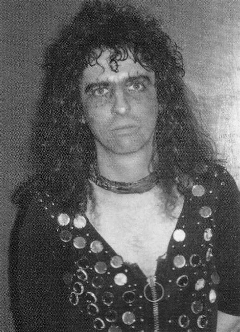 Pin By Ruth Bryant On Favorites Alice Cooper Alice Copper Alice