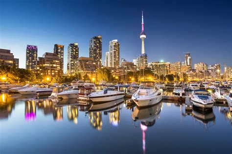The Best Things To See And Do In Toronto Canada