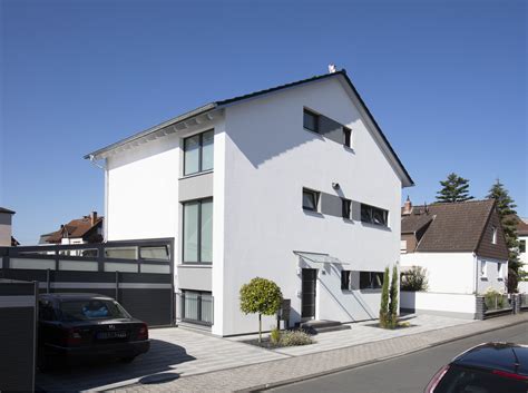 Drei gute gründe, um noch heute die vorsorgelösung zu optimieren: Drei-Familienhaus als KfW-Effizienzhaus 40 # ...