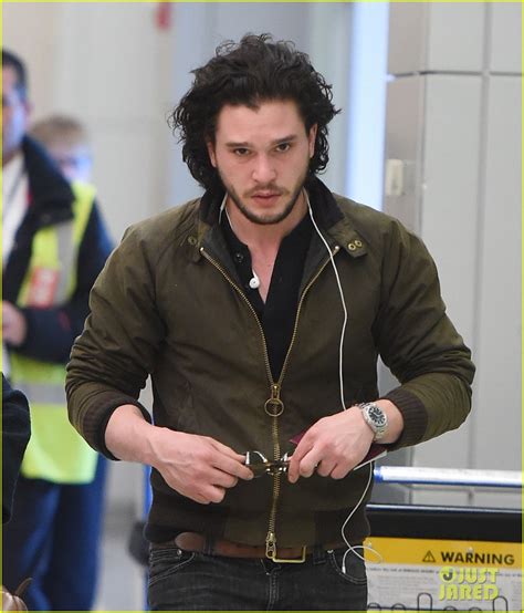 Kit Harington Doesnt Worry About Getting Killed Off Game Of Thrones