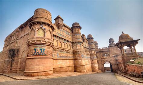 Gwalior Fort Houses Some Of The Most Regal Palaces Of Ancient History