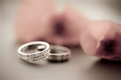 Promise Rings Vs Engagement Rings 1400x.progressive ?v=1543213719