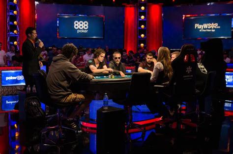 2017 Wsop Main Event Final Table The Competition Continues During The