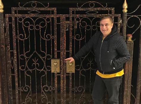 Mehmet ali erbil sevgisiz büyüdüğünü sık sık dile getirir: Mehmet Ali Erbil'in eşleri ve çocukları kimdir? Bir ...