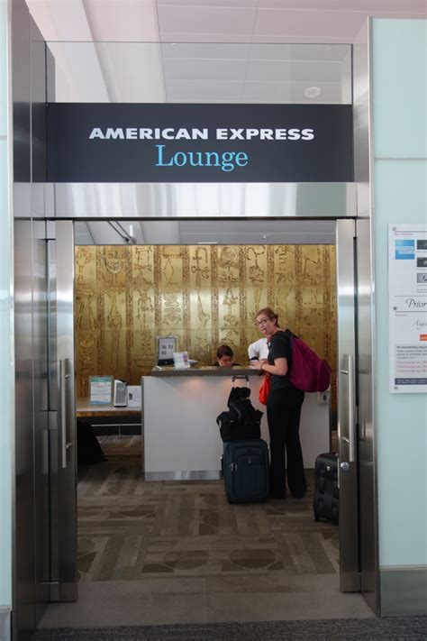 Review Toronto Pearson Airport Yyz Terminal 1 American Express