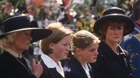 A Look Back At Princess Dianas Heartbreaking Funeral