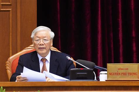Tổng bí thư chịu trách nhiệm cao nhất trước ban chấp hành trung ương đảng, bộ chính trị, cùng ban chấp hành trung ương, bộ chính trị, ban bí thư chịu trách nhiệm trước toàn đảng và toàn dân về sự lãnh đạo trên mọi lĩnh vực công tác, là lãnh đạo cao nhất trong hệ. Phát biểu khai mạc Hội nghị Trung ương 12, khóa XII của ...