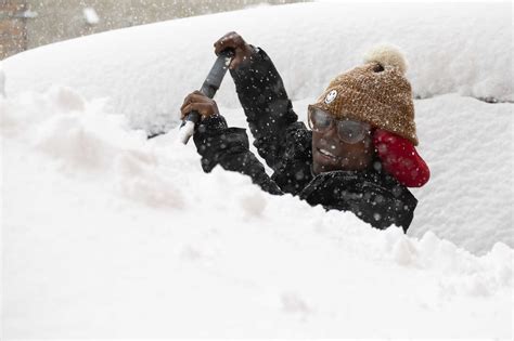 Photos See The Aftermath Of Massive Snowfall In The Buffalo Area The