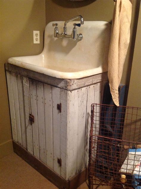 Love The Cabinet And Sink Together Vintage Laundry Room Farmhouse