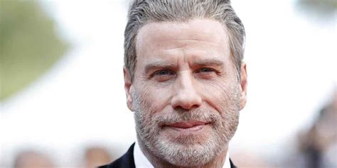 L'attore, stando a quanto riporta yorkshire live, non si sentiva bene da qualche giorno, ma i medici lo avevano rimandato a casa con una diagnosi di gastrite. John Travolta, un nuovo lutto: dopo la morte della moglie, l'attore perde anche il nipote Sam ...