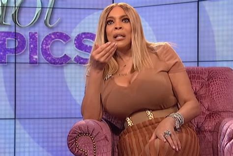 Embarrassing Moment Wendy Williams Tries But Fails To