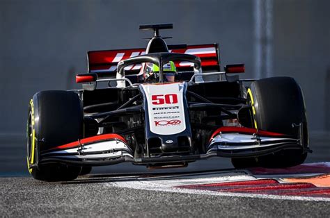 In der zweiten trainingseinheit am nachmittag übergibt schumacher den haas wieder an den dänen kevin magnussen, der am sonntag (ab 14:10 uhr im. Paling Buncit Tes Pascamusim F1 2020 di Abu Dhabi, Mick ...