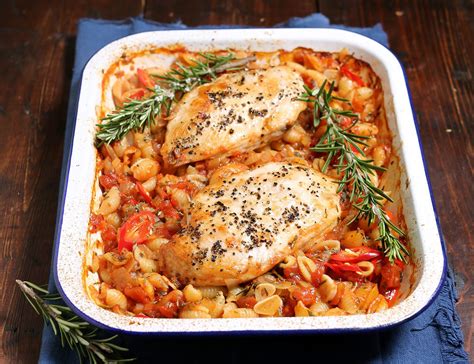 One Pan Baked Chicken Arrabiata Recipe Abel And Cole