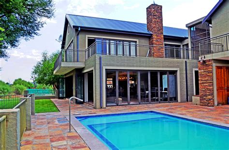 6 Bedroom House For Sale In Parys Remax Of Southern Africa