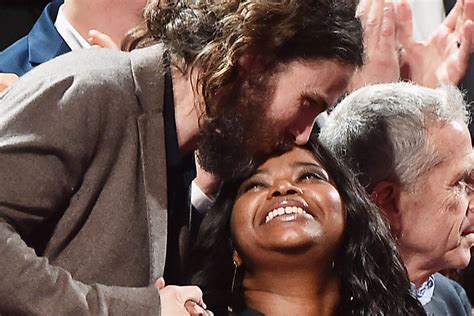 Casey Affleck Plants A Kiss On Octavia Spencer And More Star Snaps Page Six