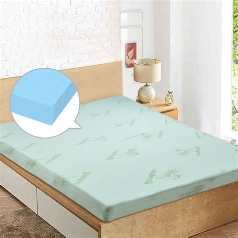 Fiber mattress toppers, which are usually filled with materials like polyester, are generally the most affordable type, so robinson suggests looking for one of since this topper contains latex, auer says it shouldn't sag the way memory foam is known to do. cushner agrees that wool won't trap heat. DreamZ Cool Gel Memory Foam Mattress Topper Bamboo Cover ...