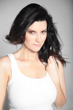 Grammy, latin grammy, golden globe winner and oscars nominee from italy. Laura Pausini - 2015 - 05 - Bild/Foto - Fan Lexikon
