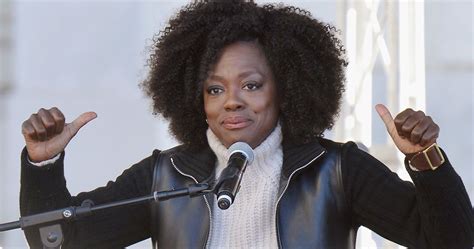 viola davis gives powerful speech on sexual harassment and metoo at los angeles women s march