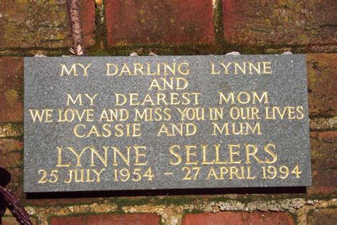 Lynne Frederick (1954 - 1994) - Find A Grave Memorial