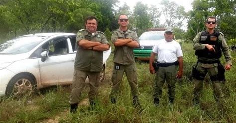 Carro que teria sido usado em assalto a banco é encontrado em Barras