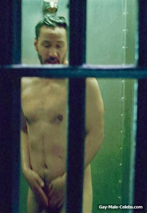 Keanu Reeves Frontal Nude In Henrys Crime The Men Men