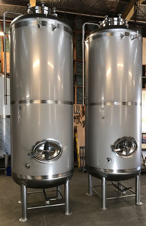Stainless steel tank has resistance to wear and a long work life tank capacity: Stainless Steel Tanks, Napier, Hastings, Hawkes Bay, New ...