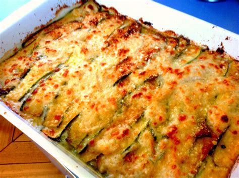 Parmigiana Di Zucchine In Bianco Con Mozzarella Piatto Unico