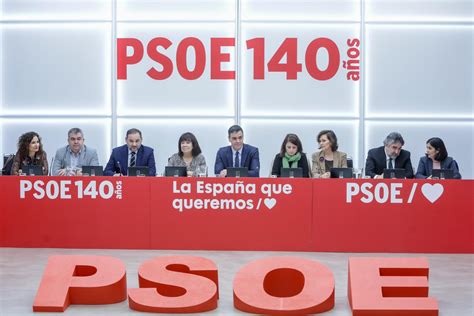 El PSOE mantiene 11 8 puntos de ventaja sobre el PP un año después de