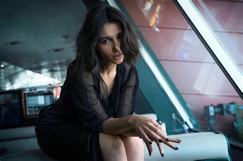 Naomi Scott Women Actress Brunette See Through Clothing Short Hair