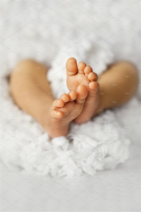 Closeup Of Newborn Legs в 2020 г