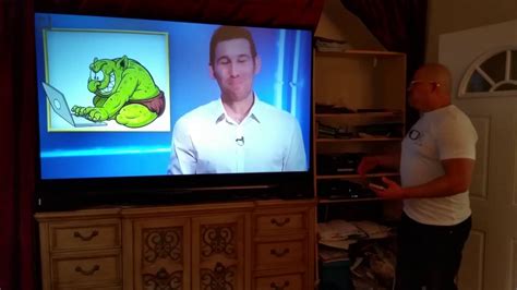What is the largest tv screen? 82 inch Mitsubishi DLP - YouTube