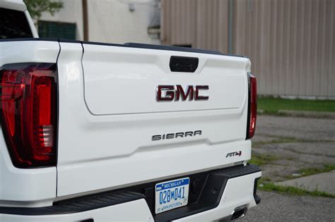 2020 Gmc Sierra 1500 Diesel Is A Hauling Pro Cnet