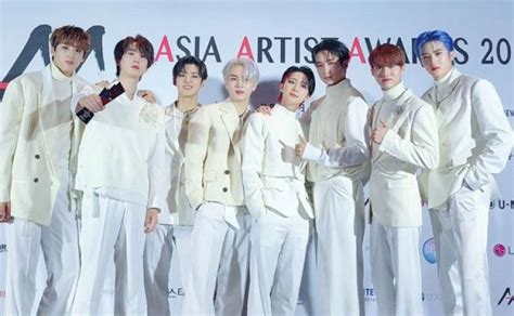 His ouster stemmed from the fact that he confirmed his relationship with popular songstress, hyuna. PENTAGON delays online concert due to COVID-19 concerns