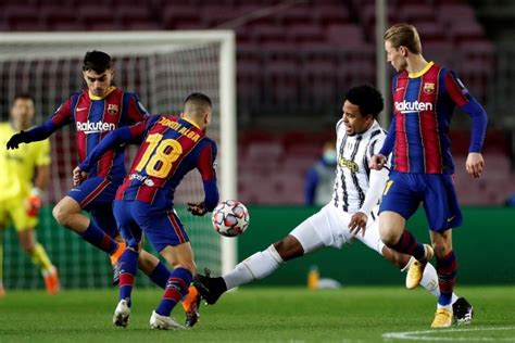 In serie a, the club won their first legitimate league title since 2003; La Juventus alliçona un Barça moribund també a la ...