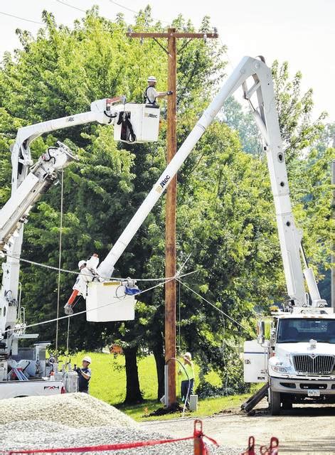 Crash Into Pole Causes Power Outages Sidney Daily News