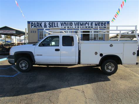 Commercial Equipment For Sale 2007 Chevy Utility Work Truck 2500hd