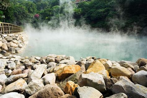 Hot Springs In Beitou Taipei A Day Trip To Thermal Valley Taipei My