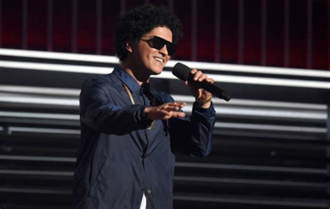 Grammy Award Winner Bruno Mars Performs In Mike Piazza Dodgers Jersey