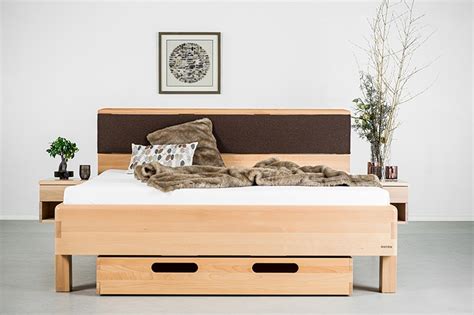 Bett 180x200, nordisches massivholz gebürstet und natur. Bett Galaxy Landhausstil in massivem buche Spaltholz ...